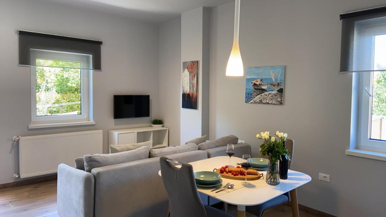 Apartmani Zuzic Porec Exterior photo
